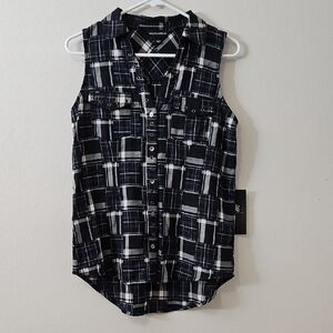 Rock & Republic Navy and White Plaid Sleevless Top